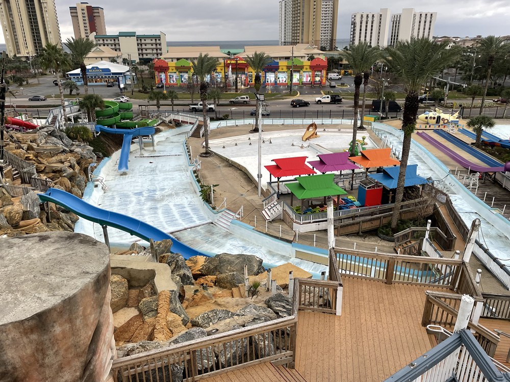 PVC membrane liner installation and repair in water parks